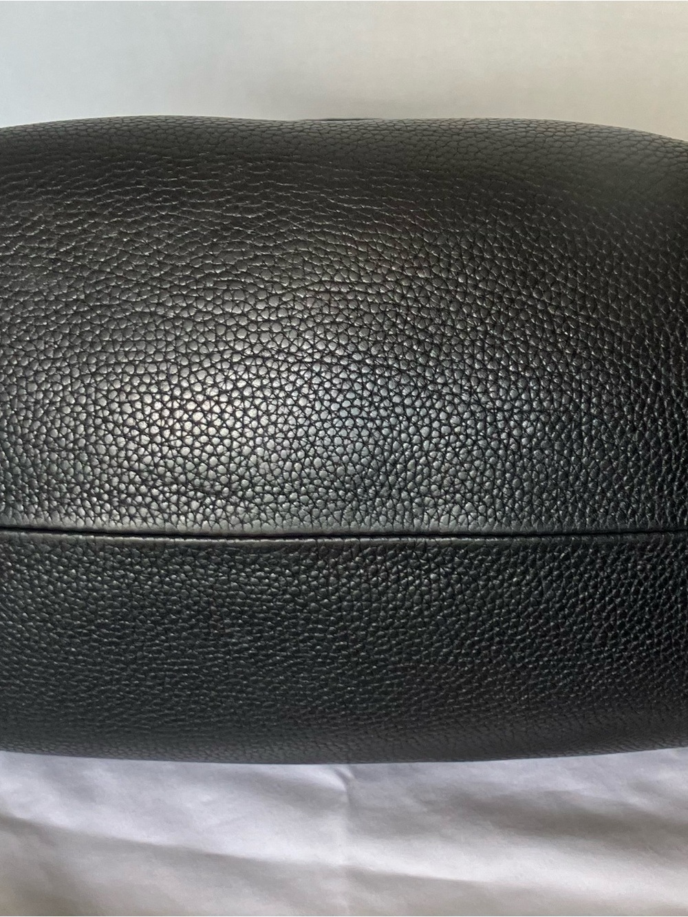 Salvatore Ferragamo Soft Leather Shoulder Bag - Picture 4 of 14
